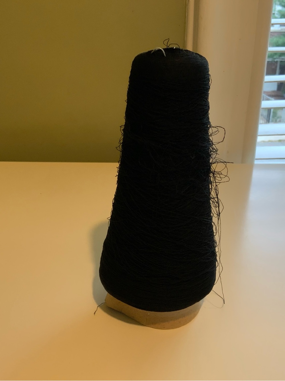 Large Cone Black Fine Yarn Thread Machine Knitting Weaving ~7.4 oz